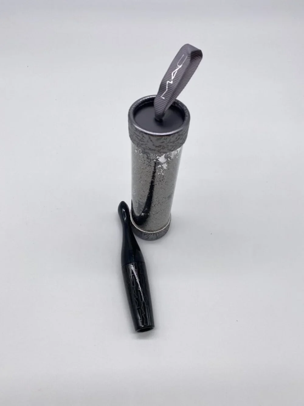 MAC Baubleburst Ornament In EXTREME DIMENSION MASCARA